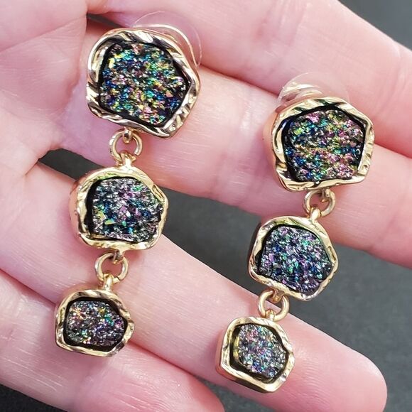 *Sale* Sugarfix gold tone and multicolored druzy stone earrings - Picture 1 of 8
